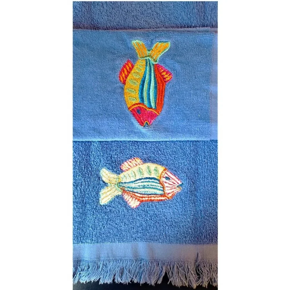 🐟 Pair of Fishy Guest Towels, NWOT 🐟